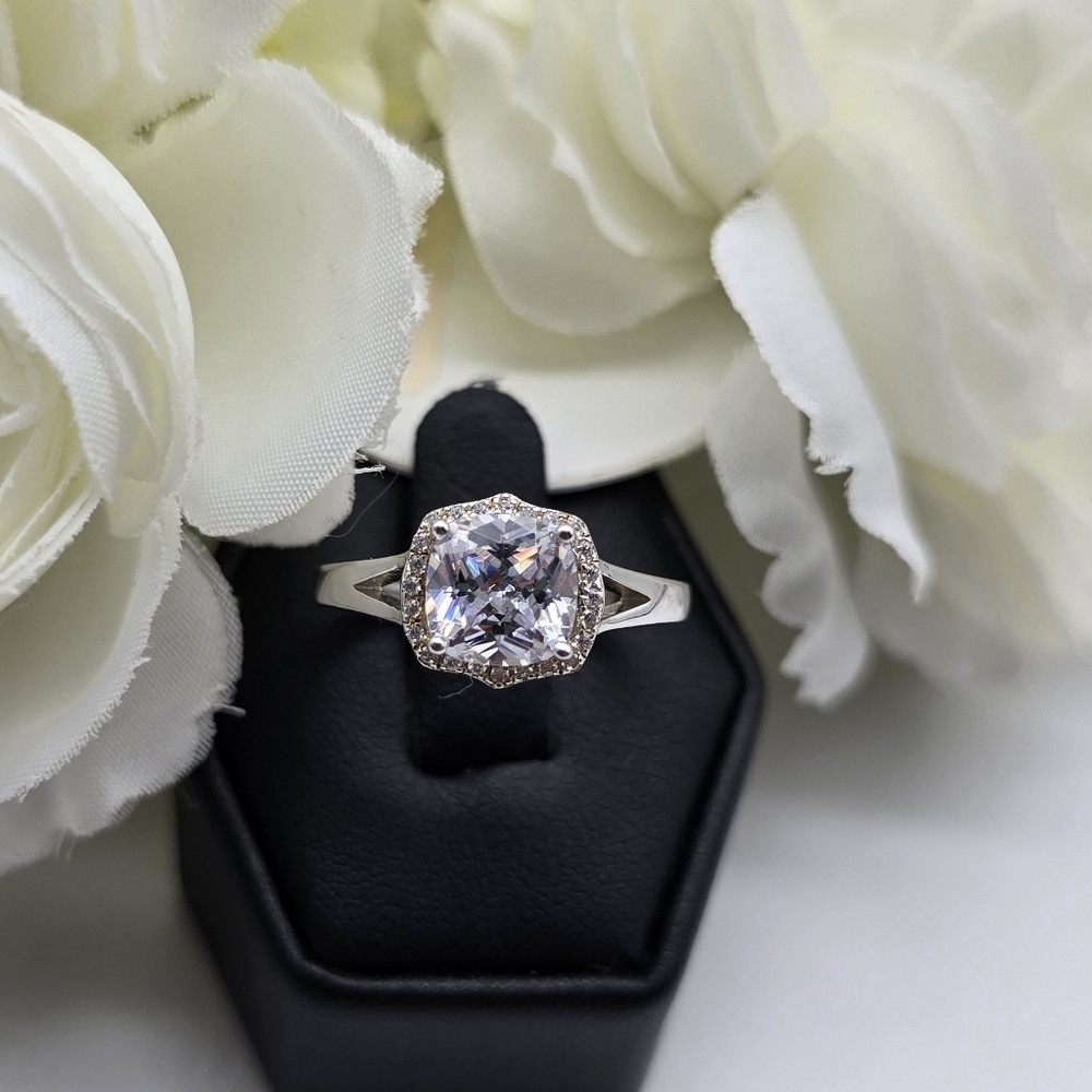 🥰 ZINNIA ENG. RING - Picture 7 of 7